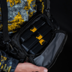 golden catch hip bag