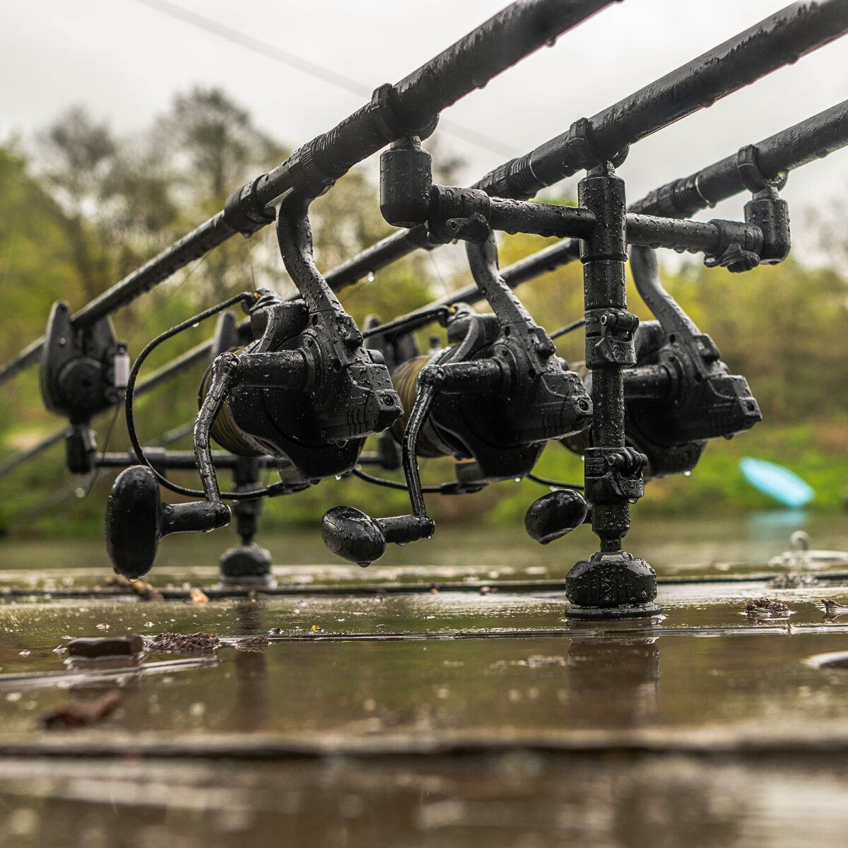adjustable 2 rod buzz bar