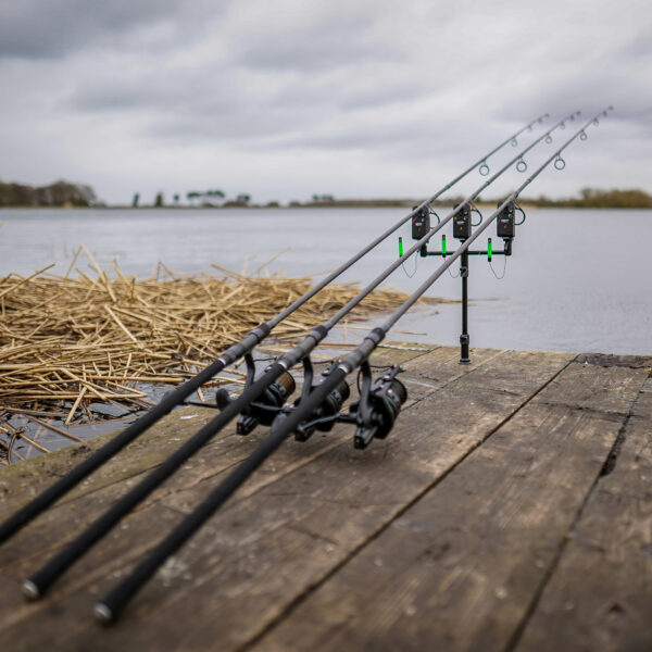 AVID LOK DOWN 3 ROD FIXED BUZZ BAR - 9`` » Fish.bg | Хвани повече с Fish.bg
