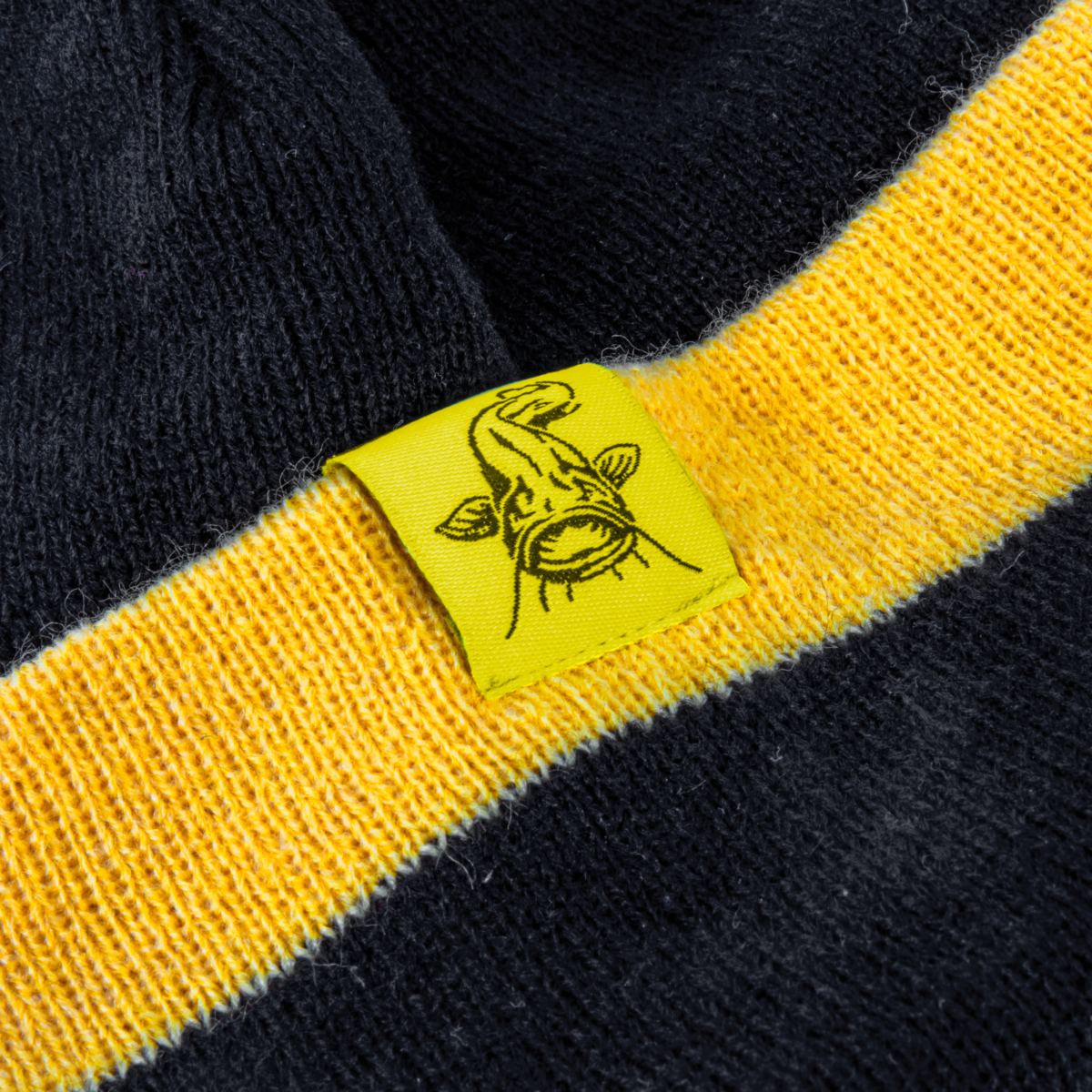 black cat beanie hat