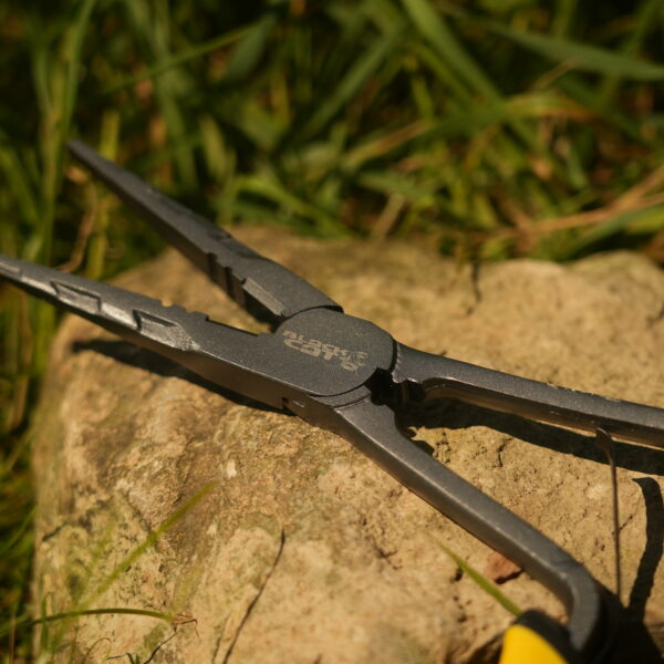 black cat pistol pliers
