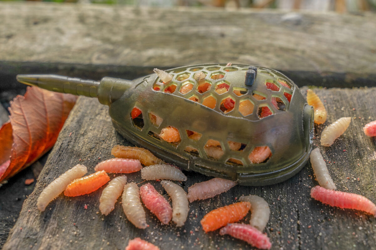 camo grub feeder   60g