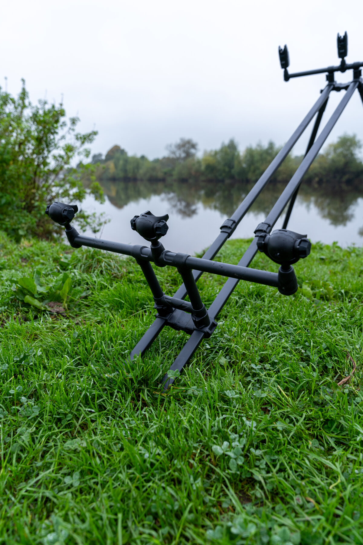 deluxe 3 rod tripod