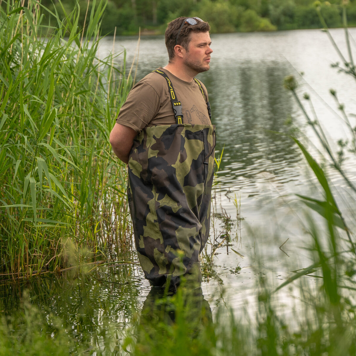 distortion camo chest waders size 11 eu 45