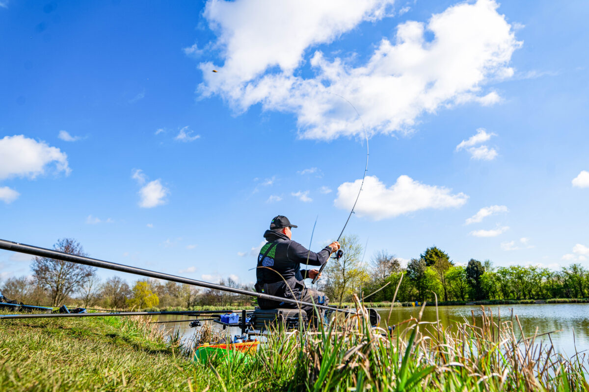 dura carp feeder 11ft