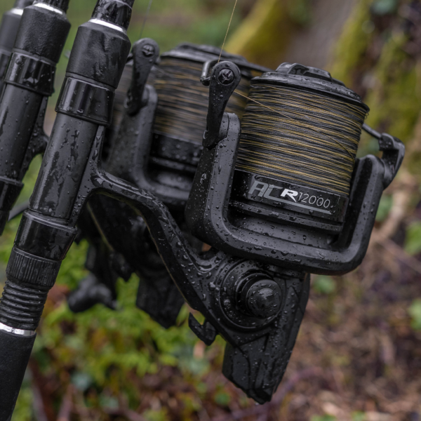 OUTLINE CAMO BRAIDED MAINLINE 30LB 600M » Fish.bg | Хвани повече с Fish.bg
