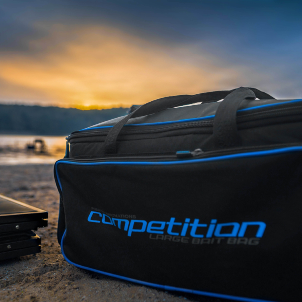 preston competitalyion roller and roost bag