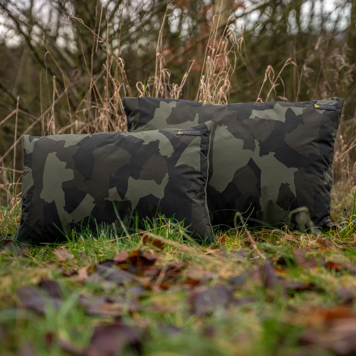 revolve pillow x