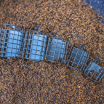 wire cage feeder   large 50g